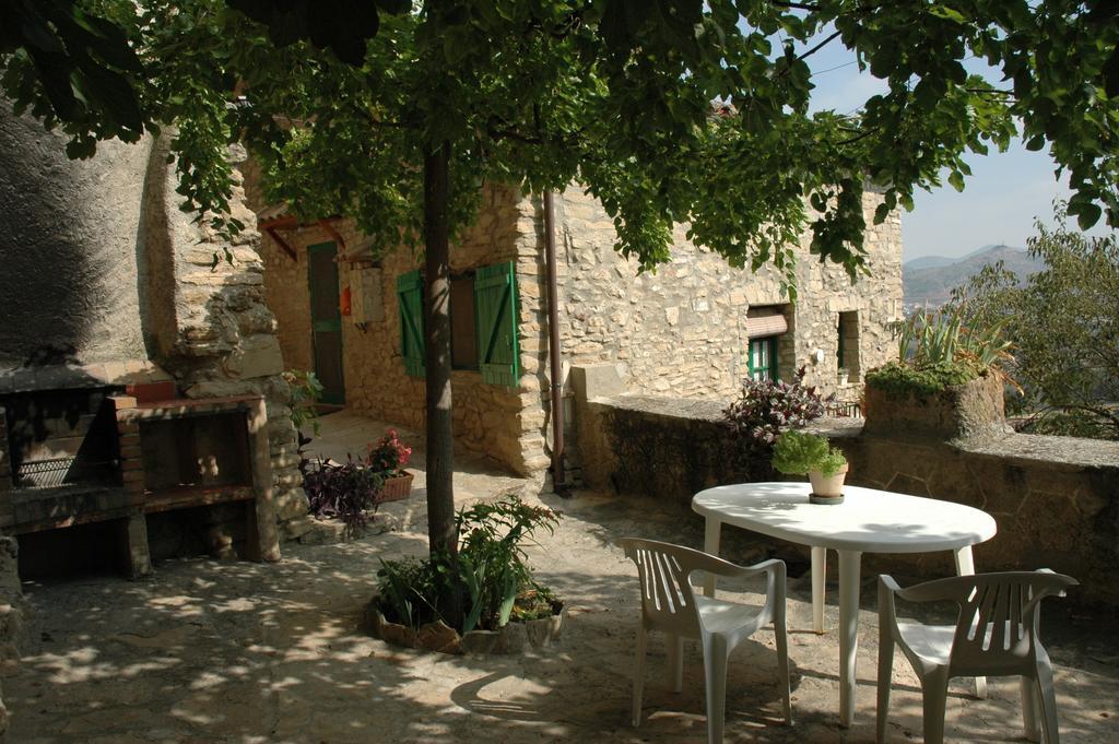 Casa Con Chimenea Y Vista Al Valle - Cal Valeriet Montsonis Exteriér fotografie